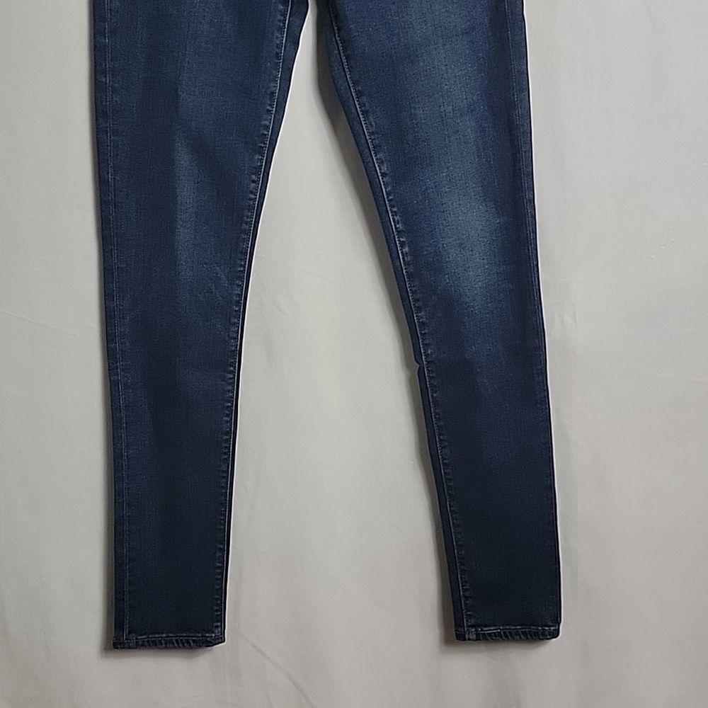 LEVI'S.. 721.. High-rise skinny.. - Picture 2 of 16